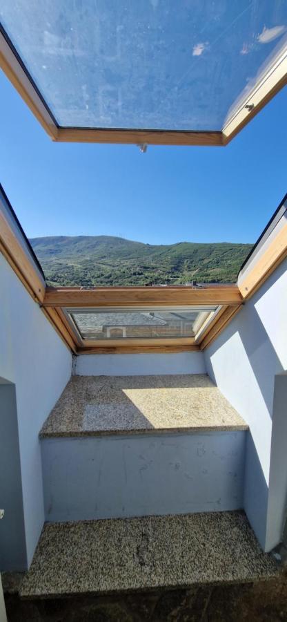 Villa Casa Rustica Cesar à Lubián Extérieur photo